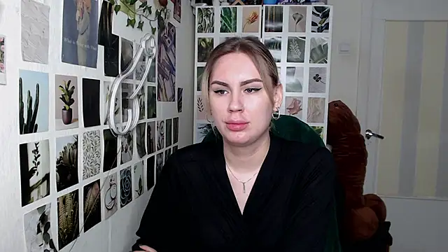 CapriScorpion online show from October 2, 9:27 am