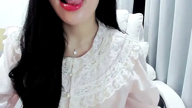 Lita-Julia online show from November 1, 7:16 pm