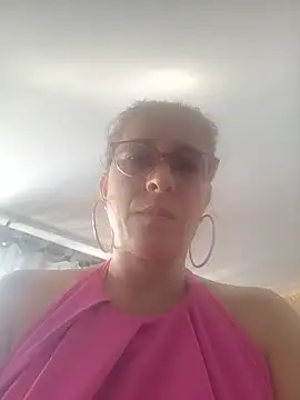 Snapshot of mademonsexy chatting on May 26, 9:00 pm mademonsexy online show from May 26, 9:00 pm