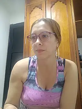 Snapshot of mademonsexy chatting on June 6, 2:27 am mademonsexy online show from June 6, 2:27 am