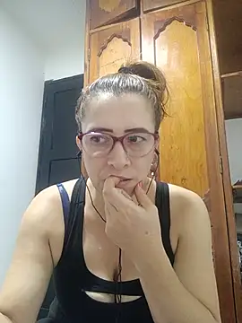 Snapshot of mademonsexy chatting on June 17, 3:53 am mademonsexy online show from June 17, 3:53 am