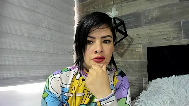 Snapshot of queen_fetish chatting on December 19, 3:08 pm queen fetish online show from December 19, 3:08 pm