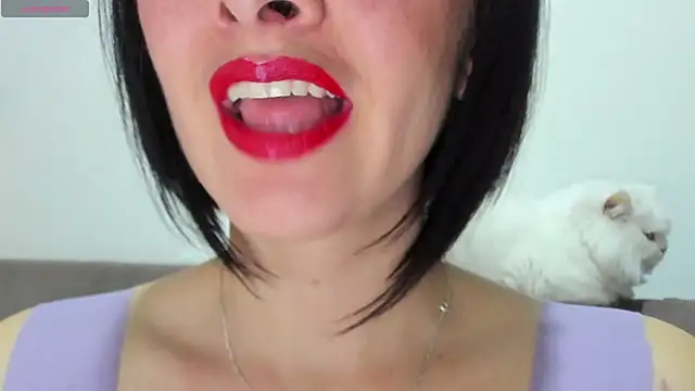 Snapshot of queen_fetish chatting on February 25, 10:18 pm queen fetish online show from February 25, 10:18 pm