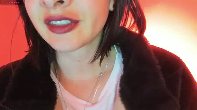 Snapshot of queen_fetish chatting on November 11, 10:15 am queen fetish online show from November 11, 10:15 am