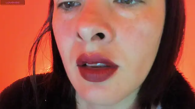 Snapshot of queen_fetish chatting on November 13, 10:14 am queen fetish online show from November 13, 10:14 am