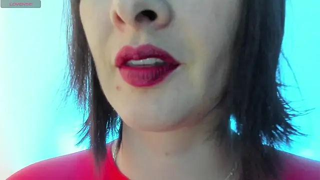 Snapshot of queen_fetish chatting on November 17, 9:53 pm queen fetish online show from November 17, 9:53 pm