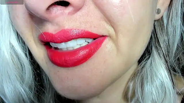 queen fetish online show from December 21, 10:44 am