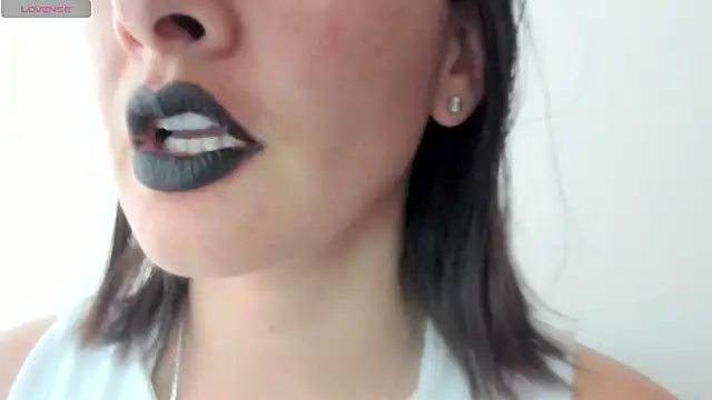 queen fetish online show from January 31, 7:11 pm