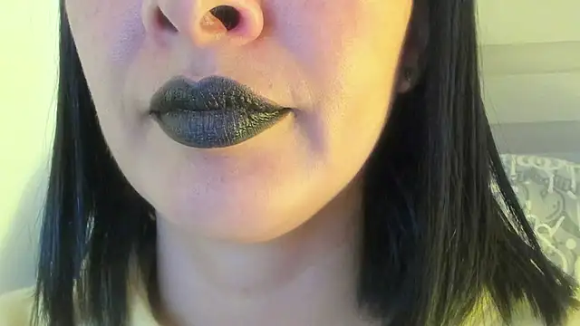 Snapshot of queen_fetish chatting on August 5, 4:54 pm queen fetish online show from August 5, 4:54 pm