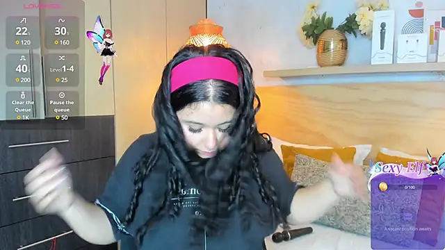 Snapshot of Atenea_cuteee chatting on December 30, 7:21 pm Atenea cuteee online show from December 30, 7:21 pm