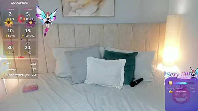 Snapshot of Atenea_cuteee chatting on January 17, 5:11 am Atenea cuteee online show from January 17, 5:11 am