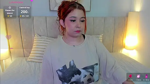 Atenea cuteee online show from December 19, 2:29 am