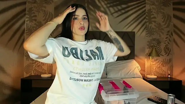 AnneDixie online show from February 26, 3:05 am