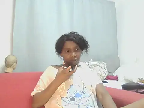Snapshot of Sexxybella27 chatting on May 17, 8:16 pm Sexxybella27 online show from May 17, 8:16 pm
