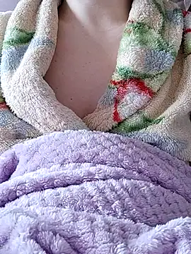 vaders daughter online show from February 17, 8:09 am