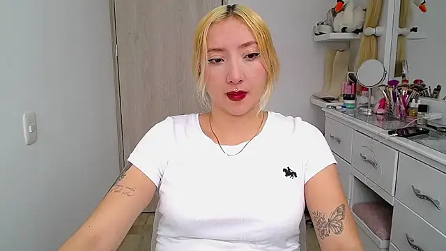 Barbie girl 69 online show from March 9, 7:29 pm