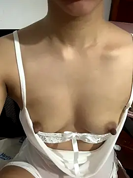 Snapshot of -Meomeo- chatting on October 18, 3:20 am -Meomeo- online show from October 18, 3:20 am