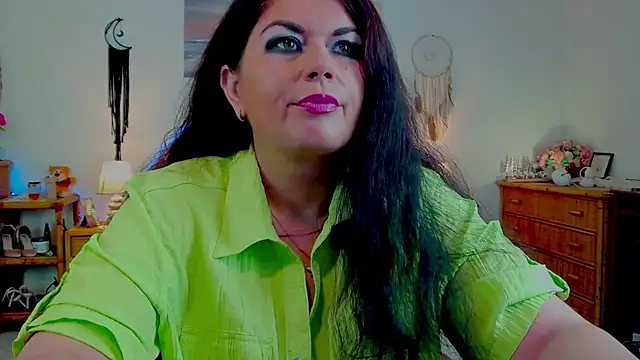 Snapshot of EllenGrace chatting on July 21, 8:27 am EllenGrace online show from July 21, 8:27 am
