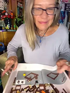 Snapshot of TrenaAnne chatting on October 10, 4:22 am TrenaAnne online show from October 10, 4:22 am