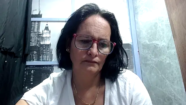 Nastylatinaxxx online show from December 15, 12:31 pm