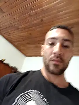 Snapshot of sebasxx97 chatting on November 13, 3:11 pm sebasxx97 online show from November 13, 3:11 pm