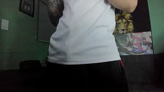 Snapshot of Sisoyalejo420 chatting on July 23, 3:37 am Sisoyalejo420 online show from July 23, 3:37 am