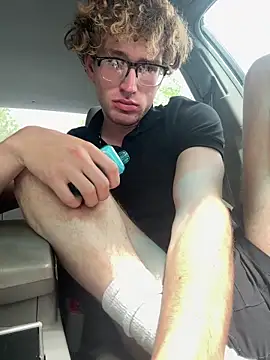 CreamyAustin online show from April 22, 7:37 pm