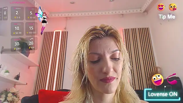 Snapshot of RileyLanna chatting on November 18, 3:56 am RileyLanna online show from November 18, 3:56 am