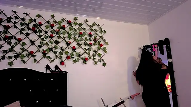 Snapshot of Alaia_Asuka chatting on February 11, 1:10 am Alaia Asuka online show from February 11, 1:10 am