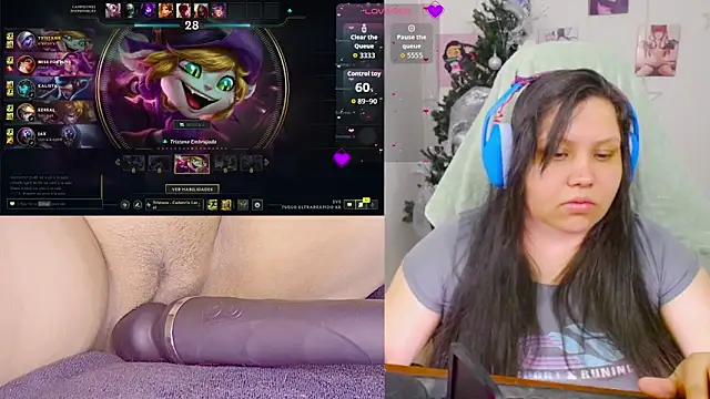 crystal7u7 online show from December 3, 9:46 pm