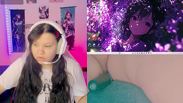 Snapshot of crystal7u7 chatting on July 28, 2:05 pm crystal7u7 online show from July 28, 2:05 pm