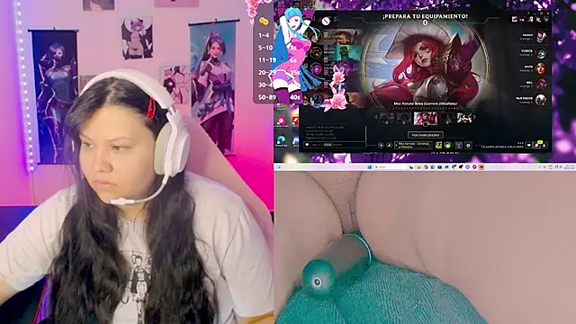 Snapshot of crystal7u7 chatting on July 28, 2:13 pm crystal7u7 online show from July 28, 2:13 pm