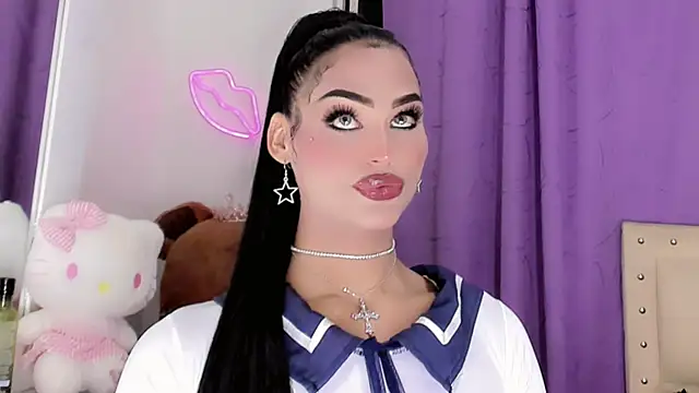 Snapshot of amal_baddell chatting on May 29, 8:34 am amal baddell online show from May 29, 8:34 am