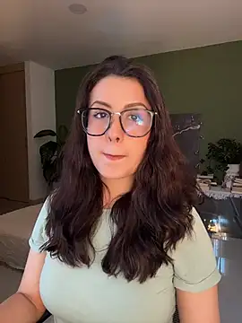 EmaSaenz online show from July 7, 10:03 pm