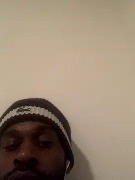 Snapshot of patrickfc_ chatting on November 18, 6:12 pm patrickfc online show from November 18, 6:12 pm