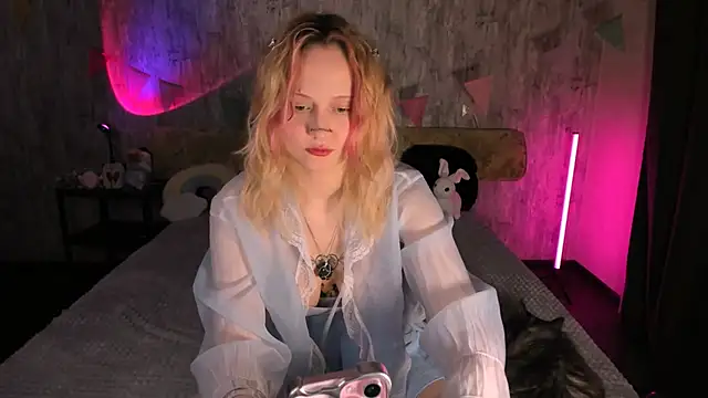 Snapshot of MariaMango chatting on February 24, 7:09 pm MariaMango online show from February 24, 7:09 pm