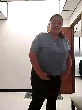 antoniamoreno82 online show from December 24, 2:33 pm