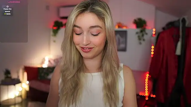 Alexis   Texas online show from February 1, 2:13 pm