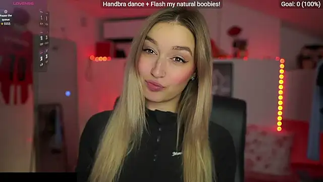 Alexis   Texas online show from October 24, 6:04 pm