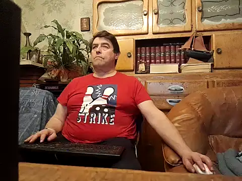 sympatrique online show from December 13, 6:38 pm