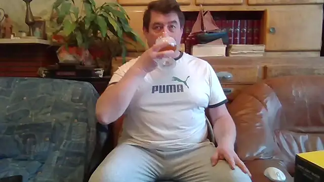 sympatrique online show from February 22, 11:46 am