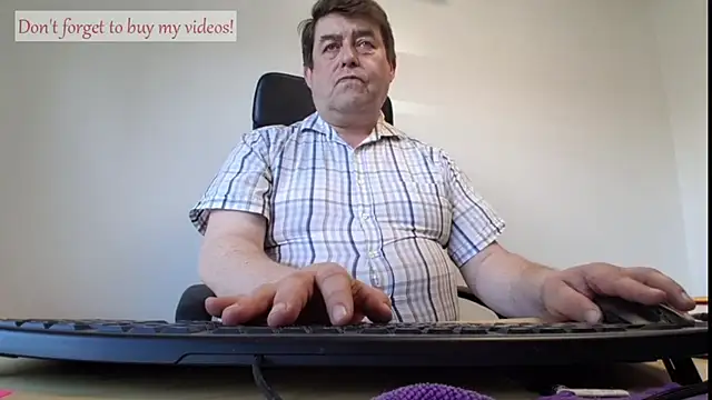 Snapshot of sympatrique chatting on May 28, 2:58 pm sympatrique online show from May 28, 2:58 pm