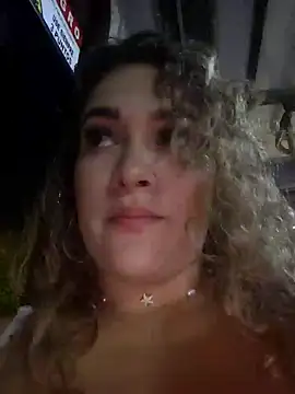 Sara smiiith211 online show from October 23, 12:10 am