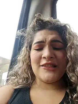 Sara smiiith211 online show from March 13, 8:26 pm