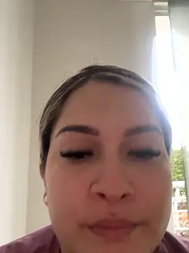 Sara smiiith211 online show from July 9, 10:25 pm