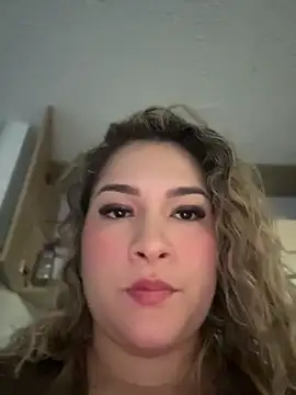 Sara smiiith211 online show from July 26, 11:00 pm