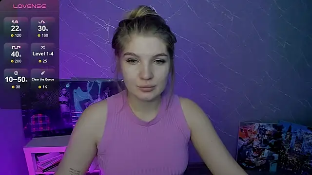 lily williamss online show from July 7, 11:53 pm