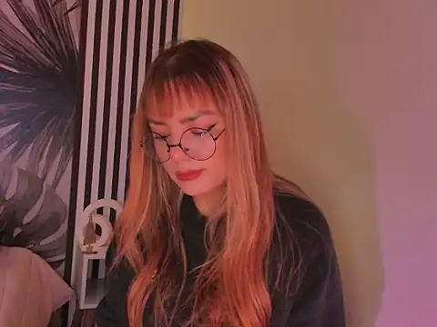 Samaantha-White online show from January 14, 11:49 am