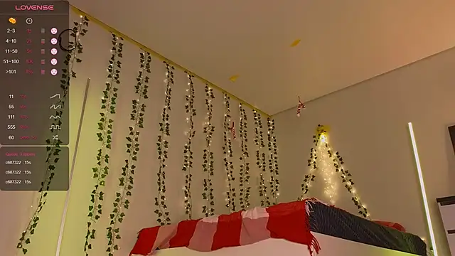 Snapshot of Alicia_x_art chatting on December 23, 4:33 am Alicia x art online show from December 23, 4:33 am