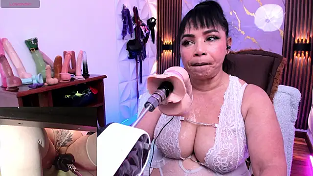 annie wigg online show from March 12, 6:51 am